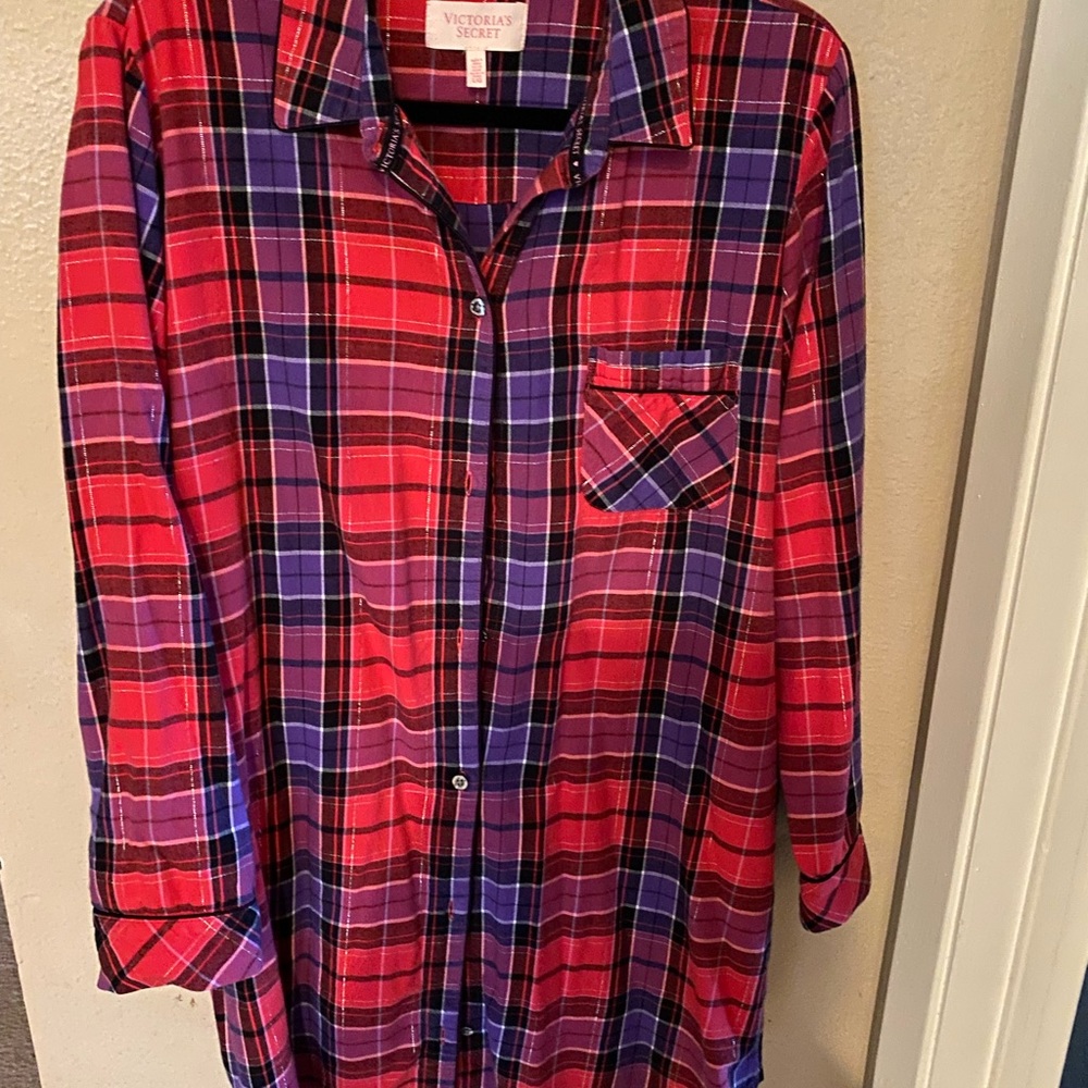 Victoria’s Secret Button Up Sleepshirt